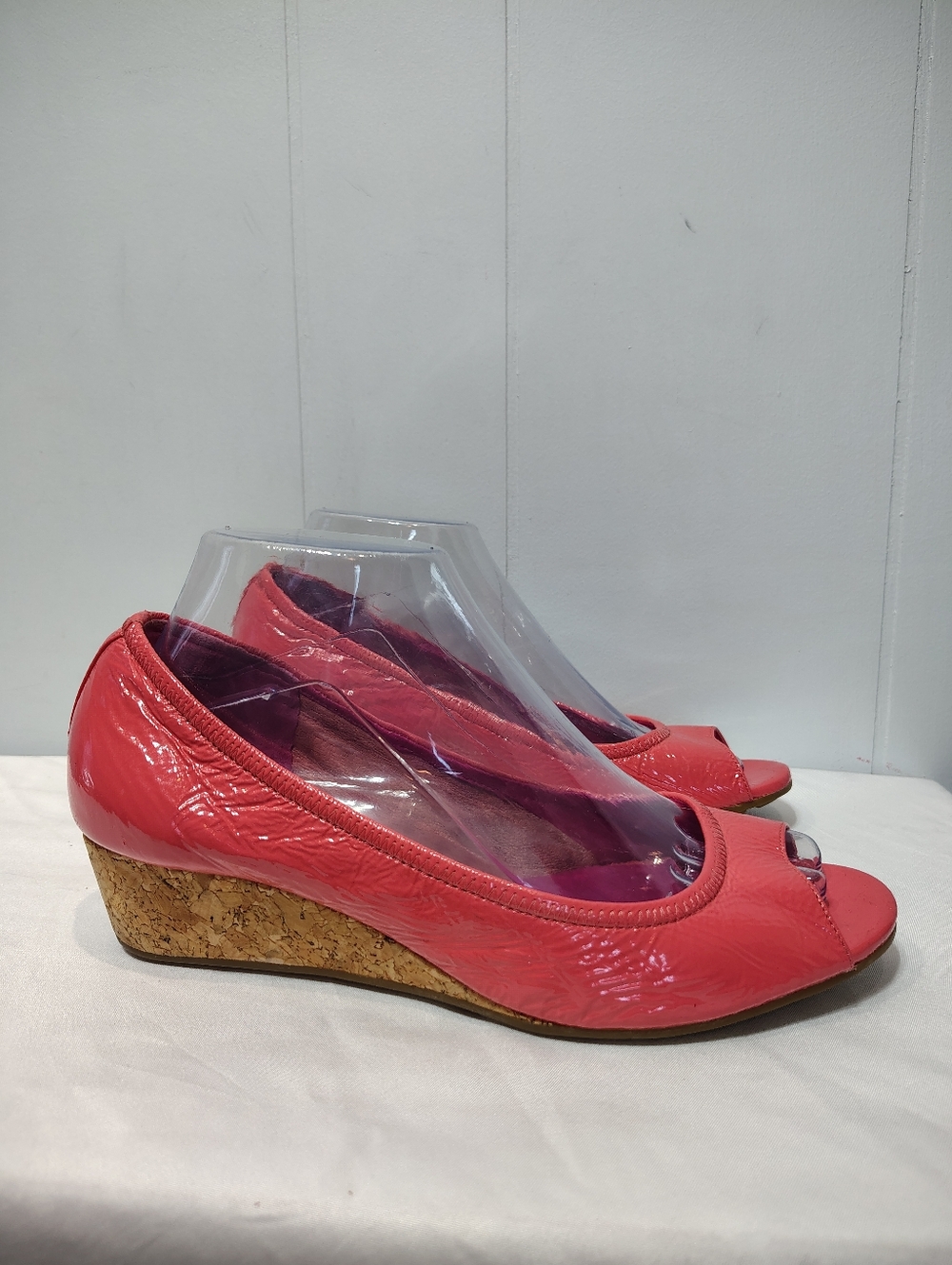 Cole Haan Air Tali OT Wedge Shoe Coral Pink size 7 1/2 Patent Leather Office - Picture 2 of 8